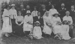The 1920 wedding of Henry George Smith &  Alice (Dolly) Reeve