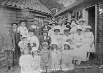 We think this is the wedding of  Clayton Keeble & Elsie Hewitt in 1918. Can anyone confirm this?