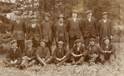 Arthur Ling, Jonnie Richarhson & Lou Poacher, with other road workers around 1935